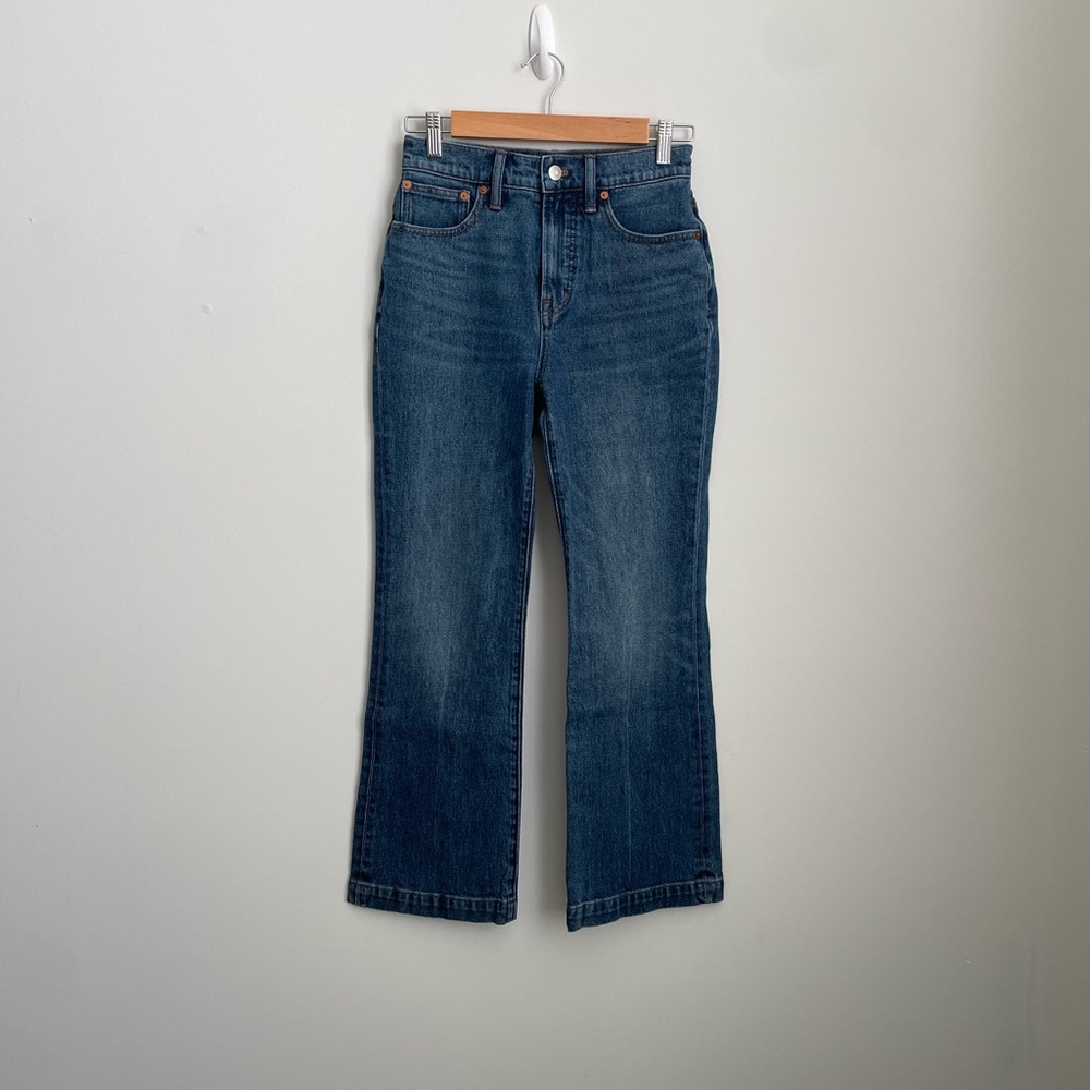 Madewell The Perfect Vintage Flare Crop Jeans in Dark Blue